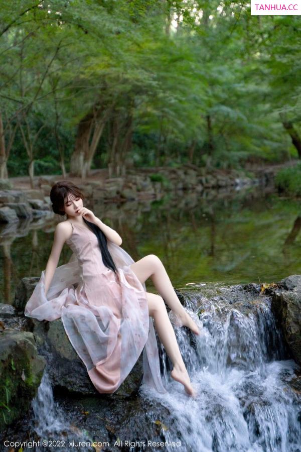 婠婠么  [XiuRen秀人网]高清写真图 2022.10.11 No.5690 婠婠么&小肥莹第73张图片